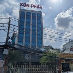 Bán Building Nguyễn Xí, Hầm, 8 tầng, 530m2 đất, cho thuê 800tr/tháng. 150 tỷ