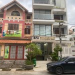 Bán nhà D2 Nguyễn Gia Trí, Hầm, 4 lầu, Hẻm Vip, giá chỉ 19 tỷ