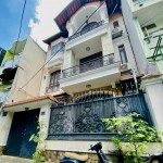 Biệt thự 4 tầng Nguyễn Cửu Vân, liền kề Q.1, DT 8.2x15m, giá 22.8 tỷ