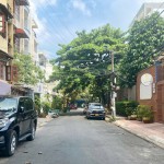 Biệt thự khu VIP Nguyễn Gia Trí, DT 297m2, 2 tầng + sân