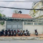 Biệt thự Pháp cổ, MT ngay Lê Quang Định - Phan Đăng Lưu, DT 10x22m, căn góc đẹp