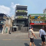 Căn góc khan hiếm, MT Bùi Viện, ngay phố Tây, nhà 5 tầng mới đẹp, HĐT 1.8 tỷ/năm