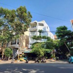 DT 10x20m, Góc 2 MT Nguyễn Gia Trí, vị trí góc đẹp, khan hiếm, về giá tốt