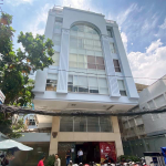 Giá tốt nhất, Toà Văn Phòng Hầm - 10 Tầng - 4.035m2 sàn, MT ngay Điện Biên Phủ, công viên Lê Văn Tám, TN 1 tỷ/tháng