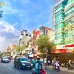 Góc 2 MT Nguyễn Gia Trí, vị trí đẹp DT 10x20m, vuông vắn
