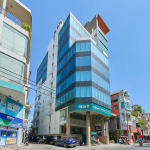Góc 2 MT Nguyễn Hữu Cầu, vị trí đẹp, khu kinh doanh vàng sầm uất, DT 6.8x18m