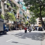 MT Lý Chính Thắng, Q.3, vị trí đẹp, đoạn gần Hai Bà Trưng, DT 4.7x17m