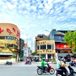 MT ngay Phan Xích Long, DT 4x18m, nhà 4 tầng mới