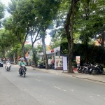 MT Xuân Thuỷ, trục kinh doanh khu phố Tây Thảo Điền, DT 195m2, sẵn HĐT