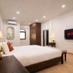 Nhà đẹp Đinh Tiên Hoàng, 4x19m, 55tr/tháng, chủ kẹt,28 còn 24.5 tr