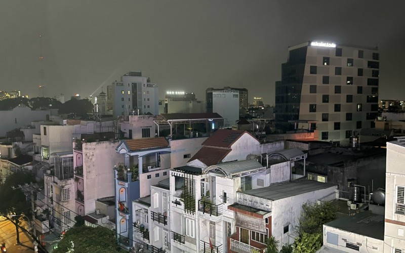 [55 tỷ] Tòa Nhà Mặt Tiền Sát Quận 1, 6.1x28m 2 MT, Hầm 7 tầng, Vị Trí Vàng