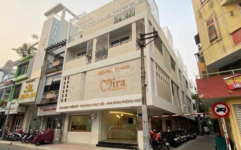 [75 tỷ] -- Góc siêu đẹp Bàn Cờ, 8.1x20m, 4 tầng lầu, HĐT 150tr/th