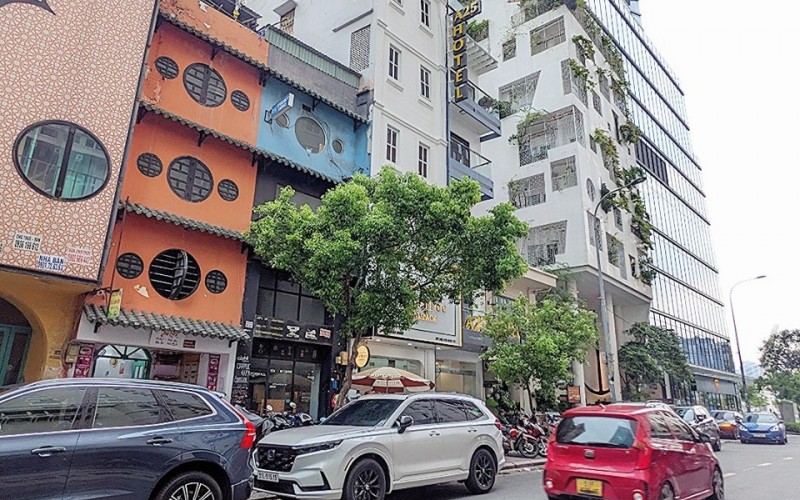 28 tỷ, Hàng kín, Mặt Tiền Lý Tự Trọng, 3.95x17.5m, 4T, HĐT 70tr. Siêu Phẩm Bến Thành