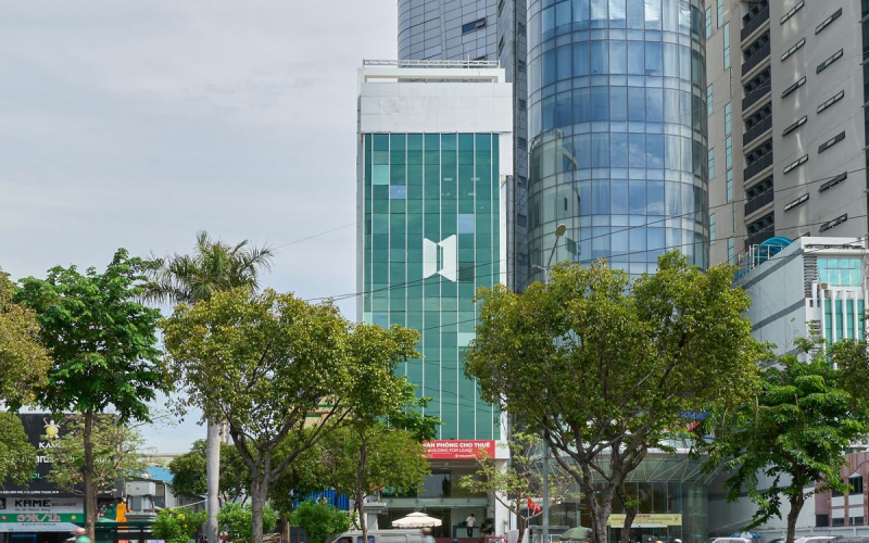 3 MT Điện Biên Phủ, trục thương hiệu cửa ngõ trung tâm Sài Gòn, DT 335.7m2, ngang 12m nổi bật, góc sáng.
