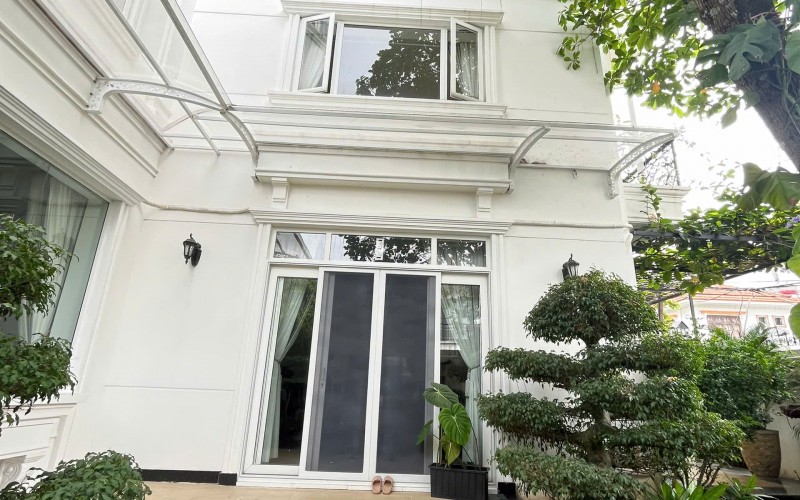 80 tỷ, Biệt thự đẹp, góc 2 Mặt Tiền Thảo Điền, 16x20m, 4 Tầng