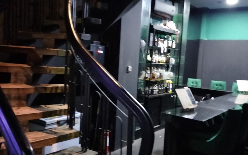 Bán nhà phố Vip 8A Thái Văn Lung, 6.1x18m, 4 tầng, 39 tỷ thôi, HĐT 5000 USD
