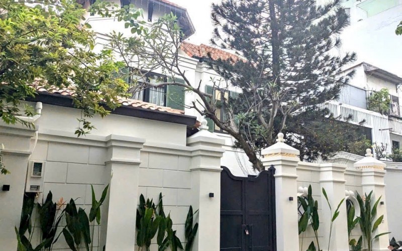 Biệt thự đẹp, MT Trần Khánh Dư, ngay trung tâm Tân Định, DT 366.5m2