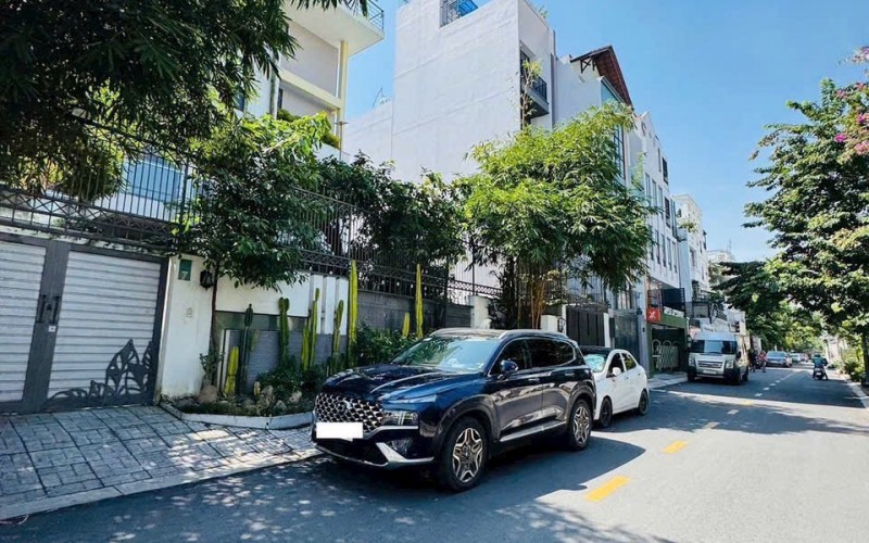 Biệt Thự MT Trần Khánh Dư, Ở/Văn Phòng Cty, DT 152.9m2, Ngang 8.4m, Hiếm Hoi Còn Lại