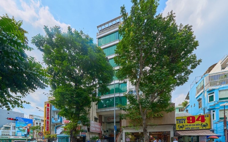DT 6x15m, MT Đinh Tiên Hoàng, gần Điện Biên Phủ, ngang lớn, nhận diện thương hiệu cao