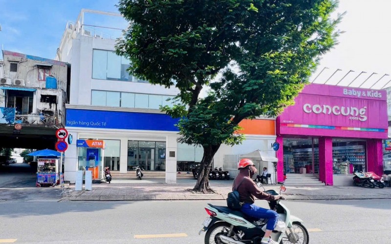 Góc 2 MT Lê Văn Sỹ, tuyến thương hiệu Q.3, DT 325m2, ngang 15m, ngân hàng thuê 376tr/th