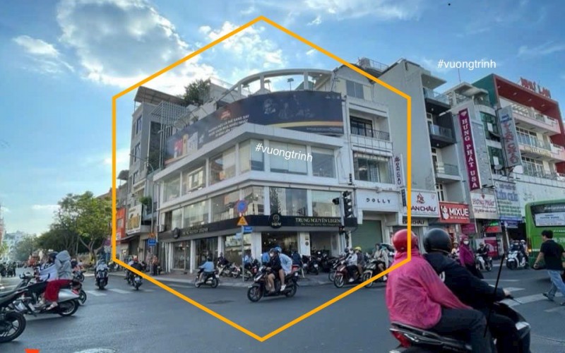 Góc Siêu Đỉnh Hai Bà Trưng - Trần Quốc Toản, 10x17m, Giá còn 128 tỷ