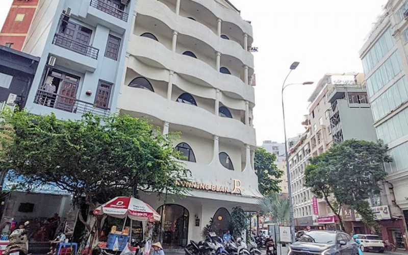 Hơn 100 Nhà Mặt Tiền Quận 1 Dưới 30 Tỷ Đang Giao Dịch, Đầu Tư, Giữ Tiền Tốt