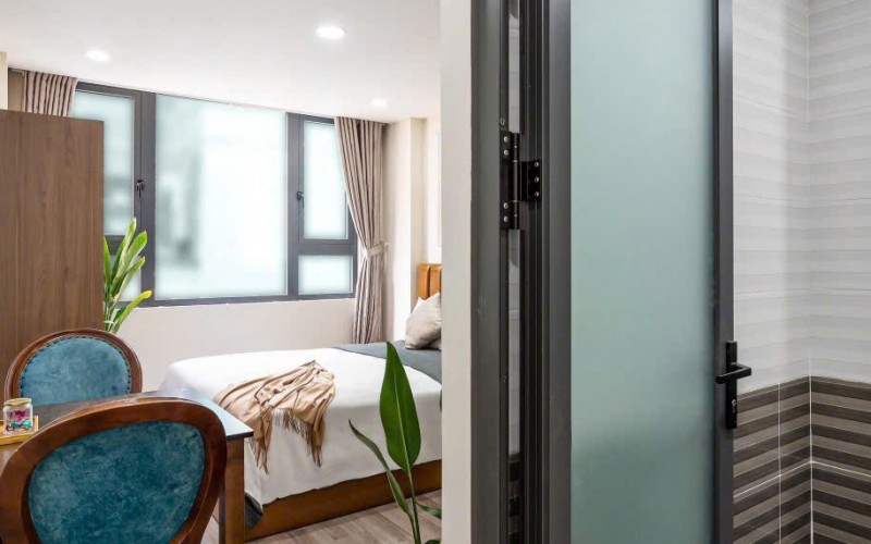 Khách sạn kế Bùi Viện, 7.2x25m, Hầm 5 tầng, mới, Chỉ 53 tỷ