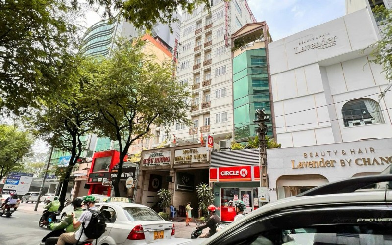 Khách sạn MT Bà Huyện Thanh Quan, Ngay công viên Tao Đàn, Hầm 10 Tầng, 52 Phòng