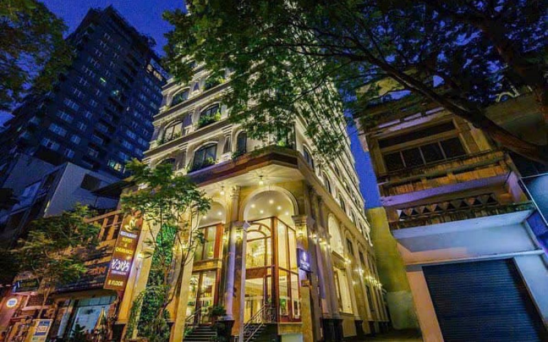 Khách sạn MT phố Nhật - Thái Văn Lung, Hầm 11 Tầng, 68 phòng, dòng tiền 40.000$/th