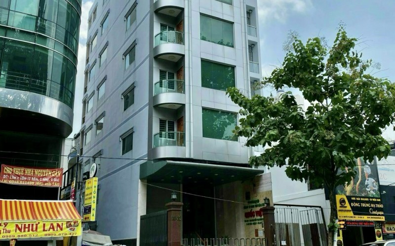 Khan hiếm, Toà nhà Hầm 8 Tầng, Góc 2 MT Nguyễn Thị Minh Khai Q.1