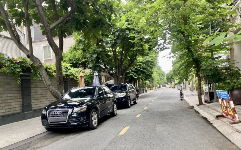 Khuôn biệt thự VIP, DT 10x21m, MT Lê Ngô Cát, Quận 3, thiện chí bán giảm giá