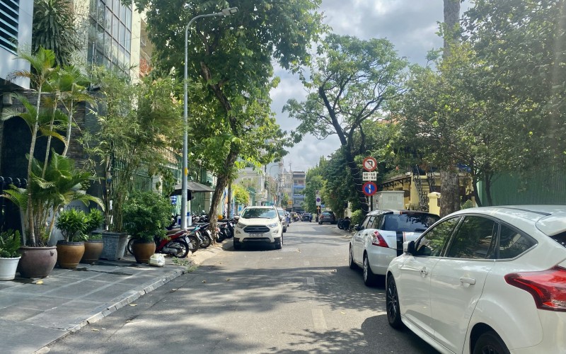 Khuôn đất đẹp, DT 12.55x19m, MT P.Đa Kao, Q.1, khu văn phòng, biệt thự sang trọng