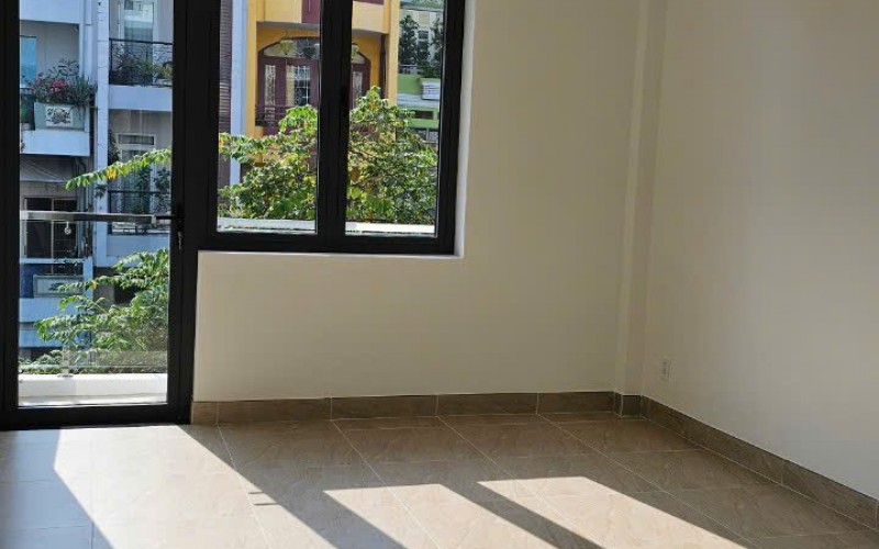 Kin - Building Góc Mặt Tiền ngay Trần Hưng Đạo, kế Bến Thành H7T, 4.5x17m 130tr/th. 39 tỷ, Vip Quận 1