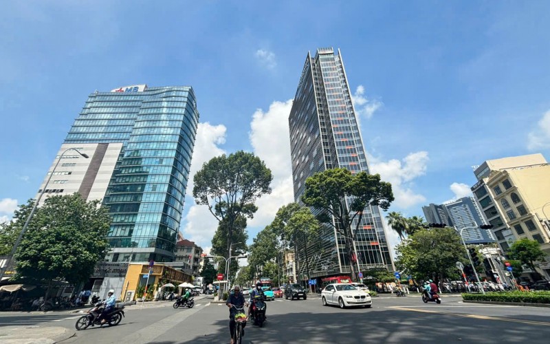 Liền kề Pullman, Góc 2 MT ngay Trần Hưng Đạo, DT 12.5x24m, ngang lớn giá trị, xây mới Hầm 7-8 Tầng