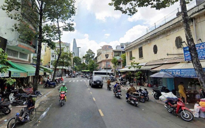 Mặt Tiền Bến Thành, Ngang 6, 5 tầng, 30 tỷ giảm còn 25 tỷ, Bán Gấp