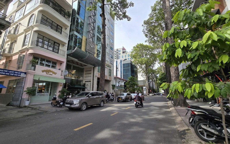 Mặt Tiền Bùi Thị Xuân. 8.1x21m. Đẹp, Sang, 160 tỷ