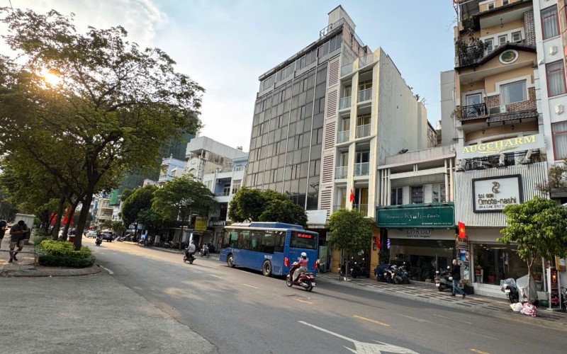 Mặt tiền Lê Lai, kế Chợ Bến Thành. 6 tầng, Siêu Vị Trí, 4.5x20m. 7x tỷ