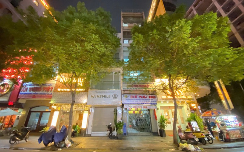 Mặt tiền Lê Thị Hồng Gấm, Ngay One Central, 7.7x18.5m. 5 tầng, 15X tỷ