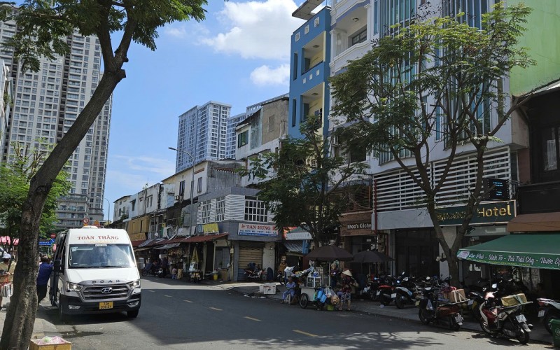 Mặt Tiền Ngay Bến Thành, 10x16m. Chỉ 96 tỷ, Giá Đầu Tư, Đáng Mua