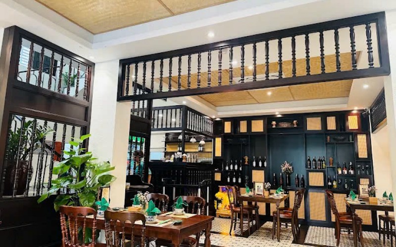 Mặt tiền Nguyễn Đình Chiểu, P. Sài Gòn, 17x27m. 3xx tỷ