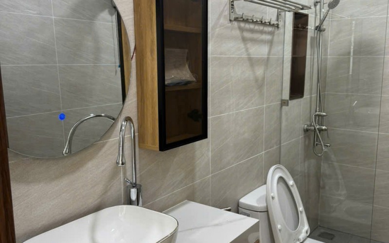 Mặt tiền Quận 1, 4.15x15m. 2 tầng, nhà đẹp, chỉ 18.5 tỷ