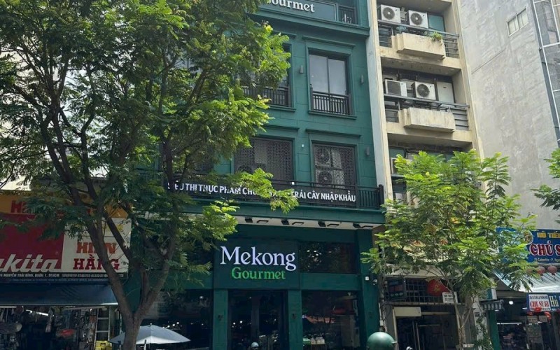 MT Calmette, ngay Bến Thành, phố tài chính, DT 8.1x18.5m, HĐT 270tr/th