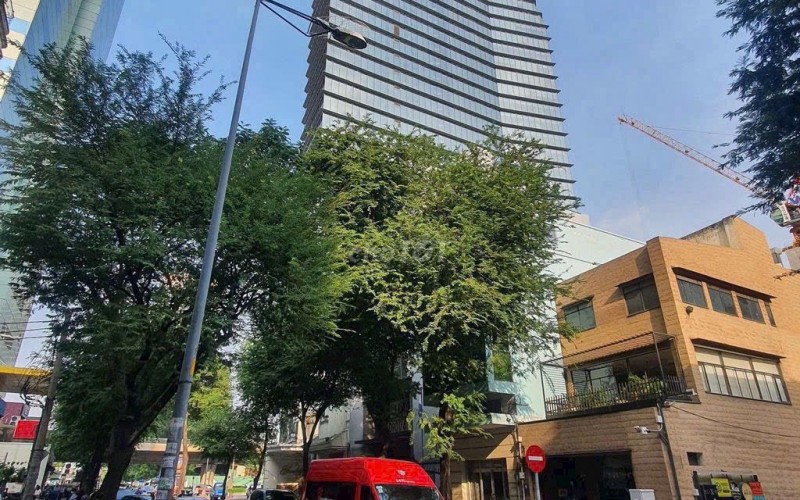 MT Lê Thánh Tôn, vị trí đẹp, thương hiệu Bến Nghé, ngang 5m khan hiếm, HĐT 160tr/th