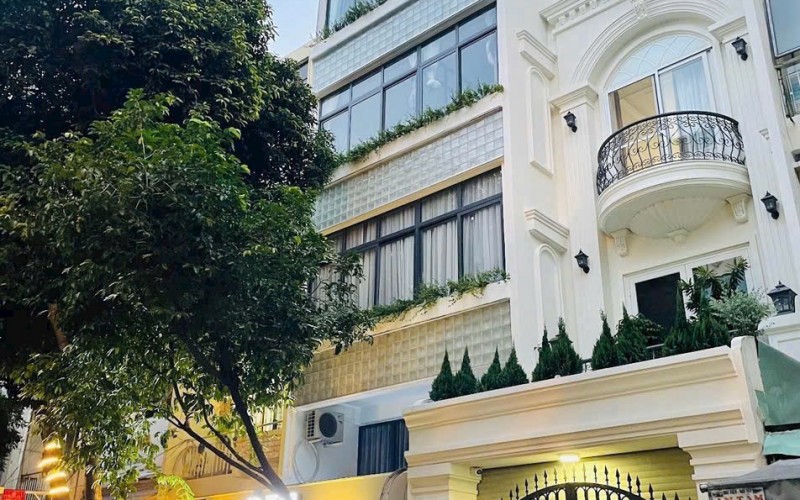 MT Lý Văn Phức, 2 chiều xe hơi ngay Võ Thị Sáu, DT 4x20m, giá 24 tỷ