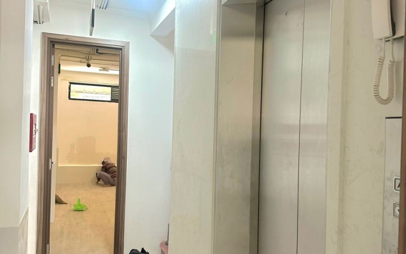 MT Mai Thị Lựu, Q.1, DT 4x20m, nhà 4 tầng - thang máy
