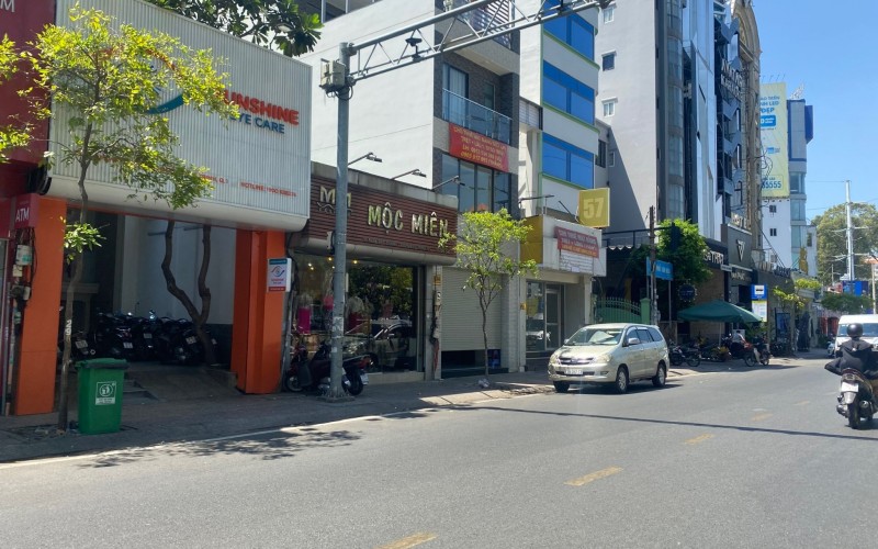 MT Phạm Viết Chánh, liền kề phố khách sạn Bùi Thị Xuân, trung tâm Quận 1, DT 200m2, ngang 9.5m