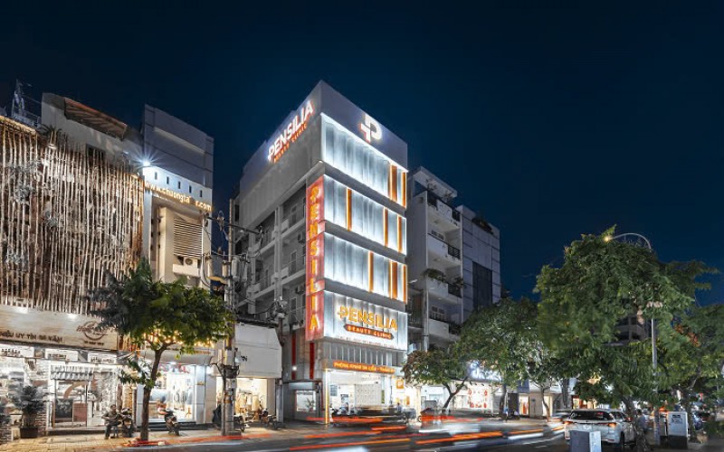 MT thương hiệu Nguyễn Đình Chiểu, Quận 3, DT 6x15m, ngang đẹp, mặt bằng sáng