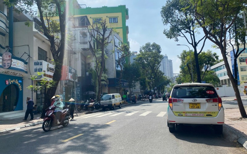 MT Yersin, liền kề Bến Thành, DT 4x17.2m, nhà 2 MT trước sau, sẵn HĐ thuê