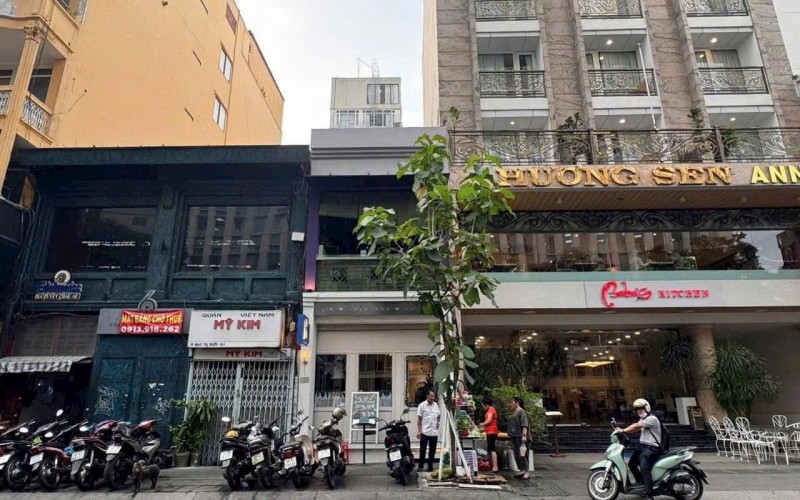 Ngay Công Trường Mê Linh, MT Mạc Thị Bưởi, thương hiệu VIP Bến Nghé, DT 78m2, sẵn HĐT