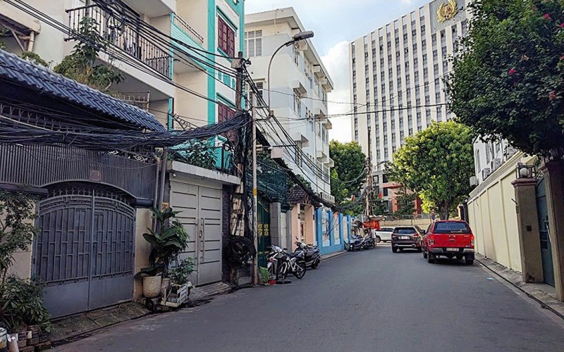 Nhà 385 Nguyễn Trãi, 7x15m, 4 tầng, Hẻm Cực Sang, chỉ 45 tỷ, ở Tuyệt Vời